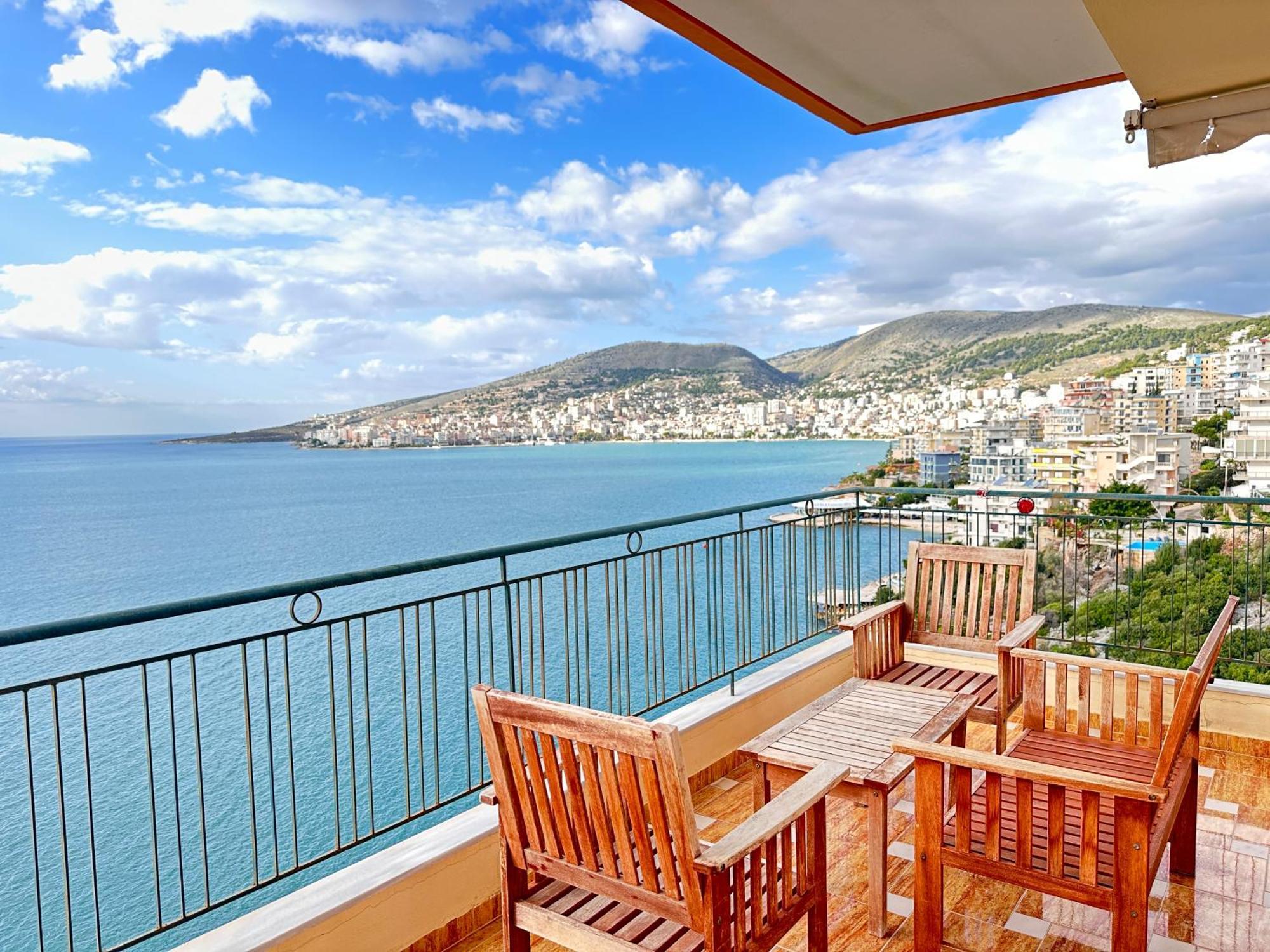 Design Sea View Apartment ซารานเดอ ภายนอก รูปภาพ
